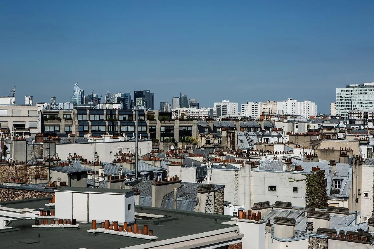 Отель Mercure 17 Batignolles 4*