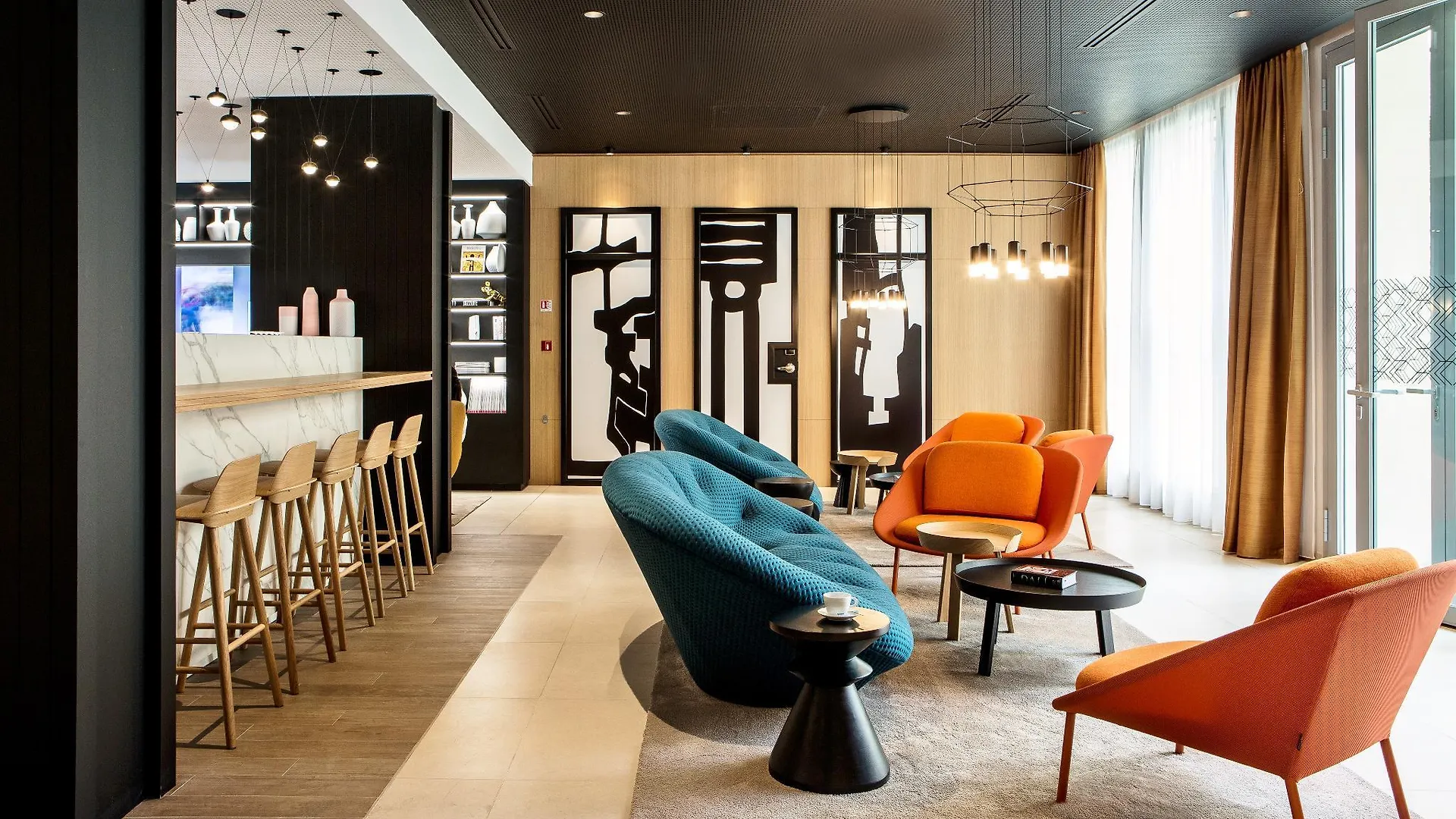 Mercure 17 Batignolles 4*