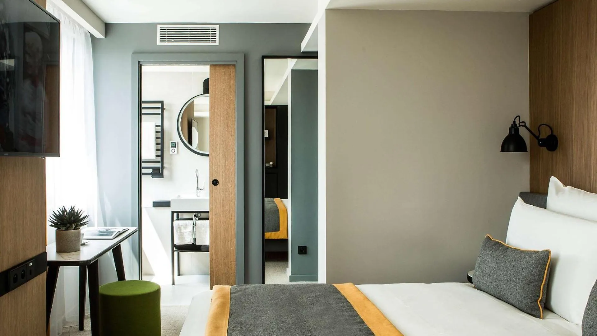 Mercure 17 Batignolles 4*