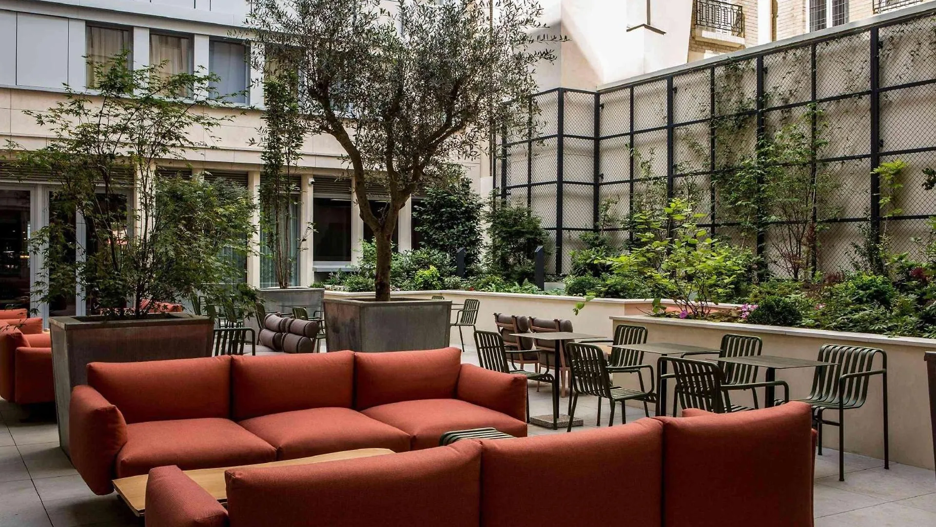 Mercure 17 Batignolles Hotel 4*