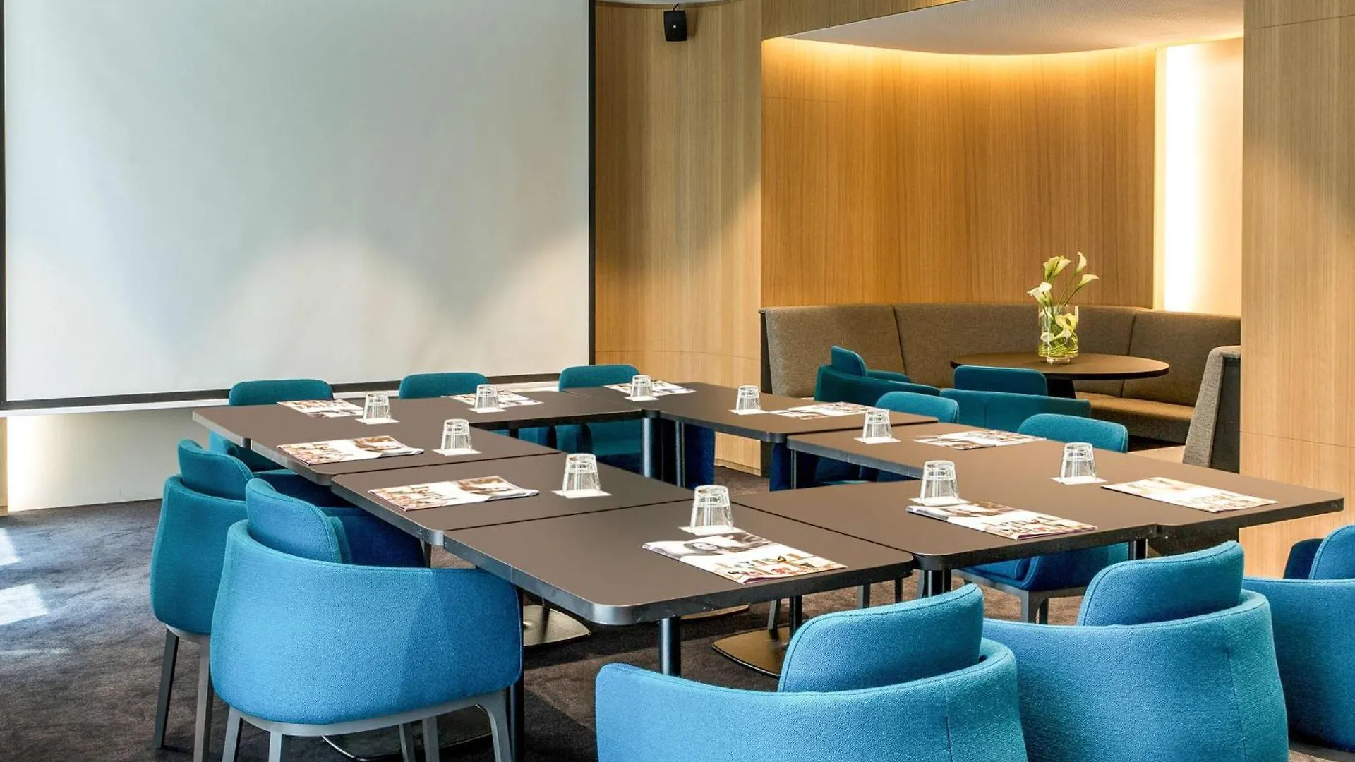 Hotel Mercure 17 Batignolles 4*
