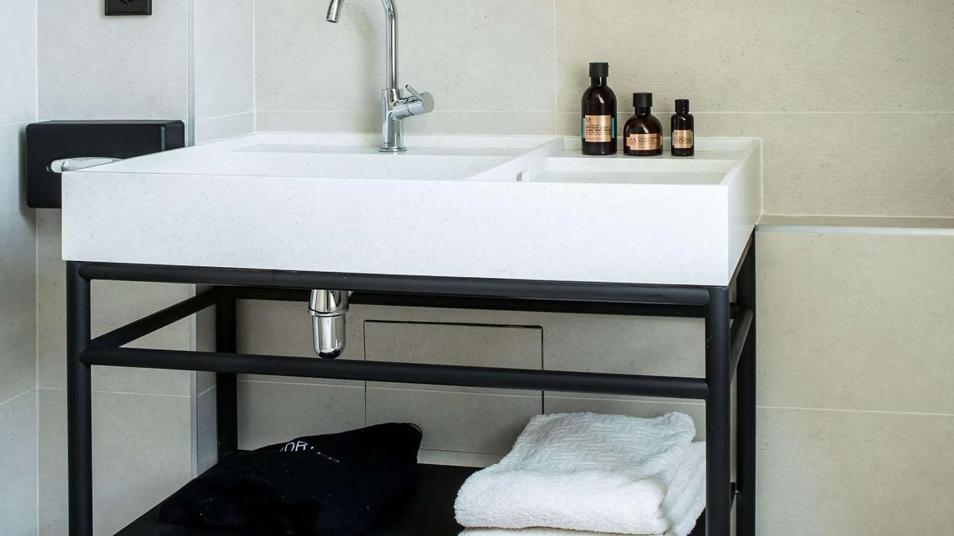 Mercure 17 Batignolles 4* Paris